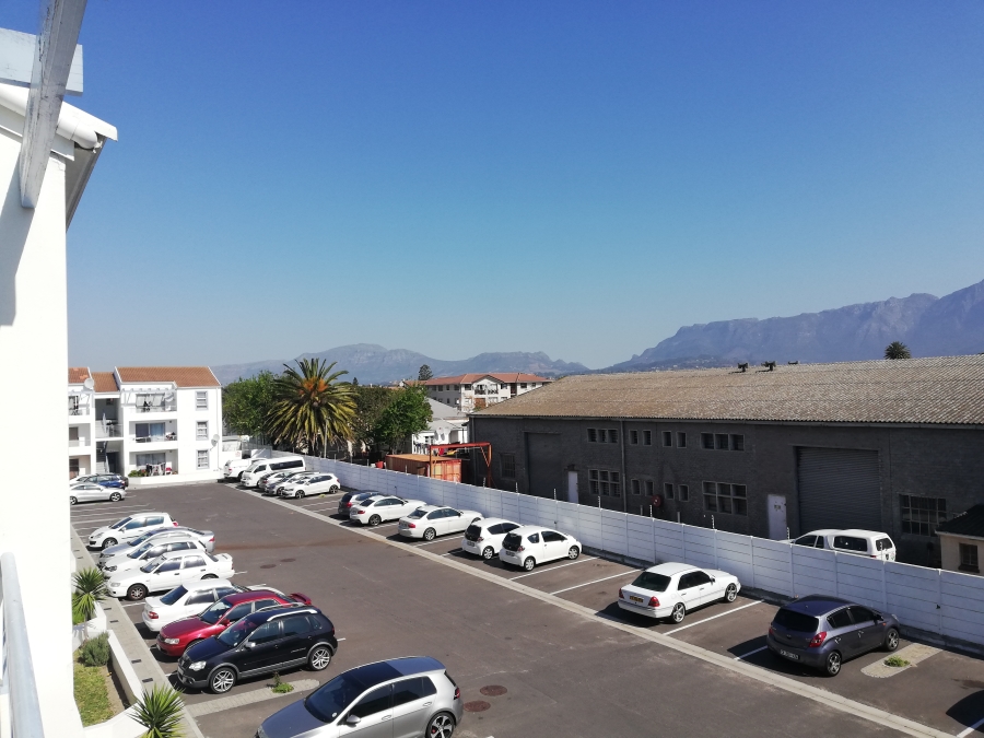 2 Bedroom Property for Sale in Lansdowne Western Cape